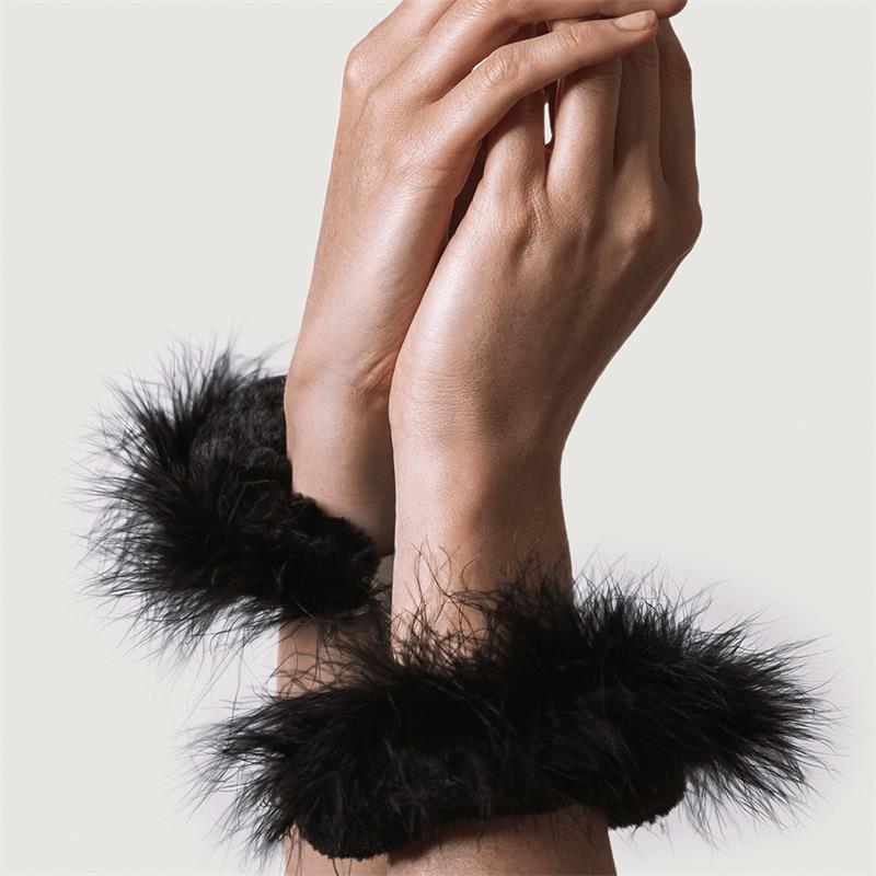 Esposas Metal y Plumas Negro